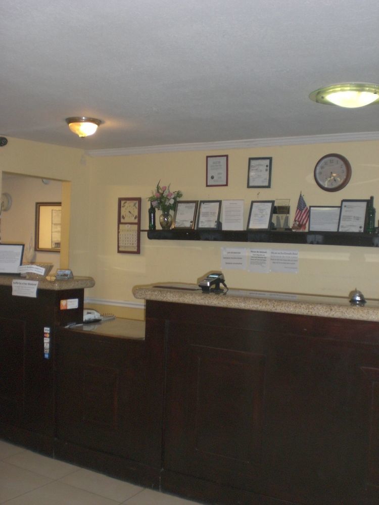 Executive Garden Titusville Hotel Esterno foto