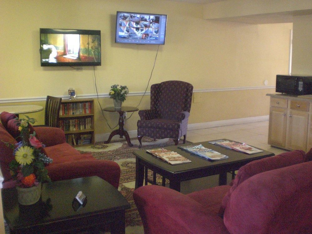 Executive Garden Titusville Hotel Esterno foto