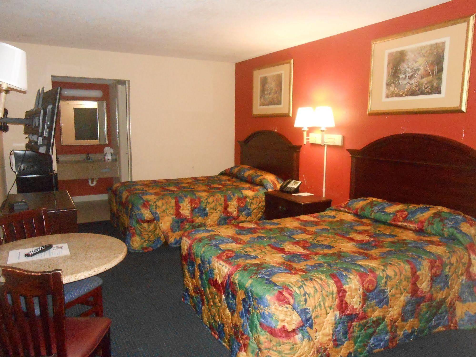 Executive Garden Titusville Hotel Esterno foto